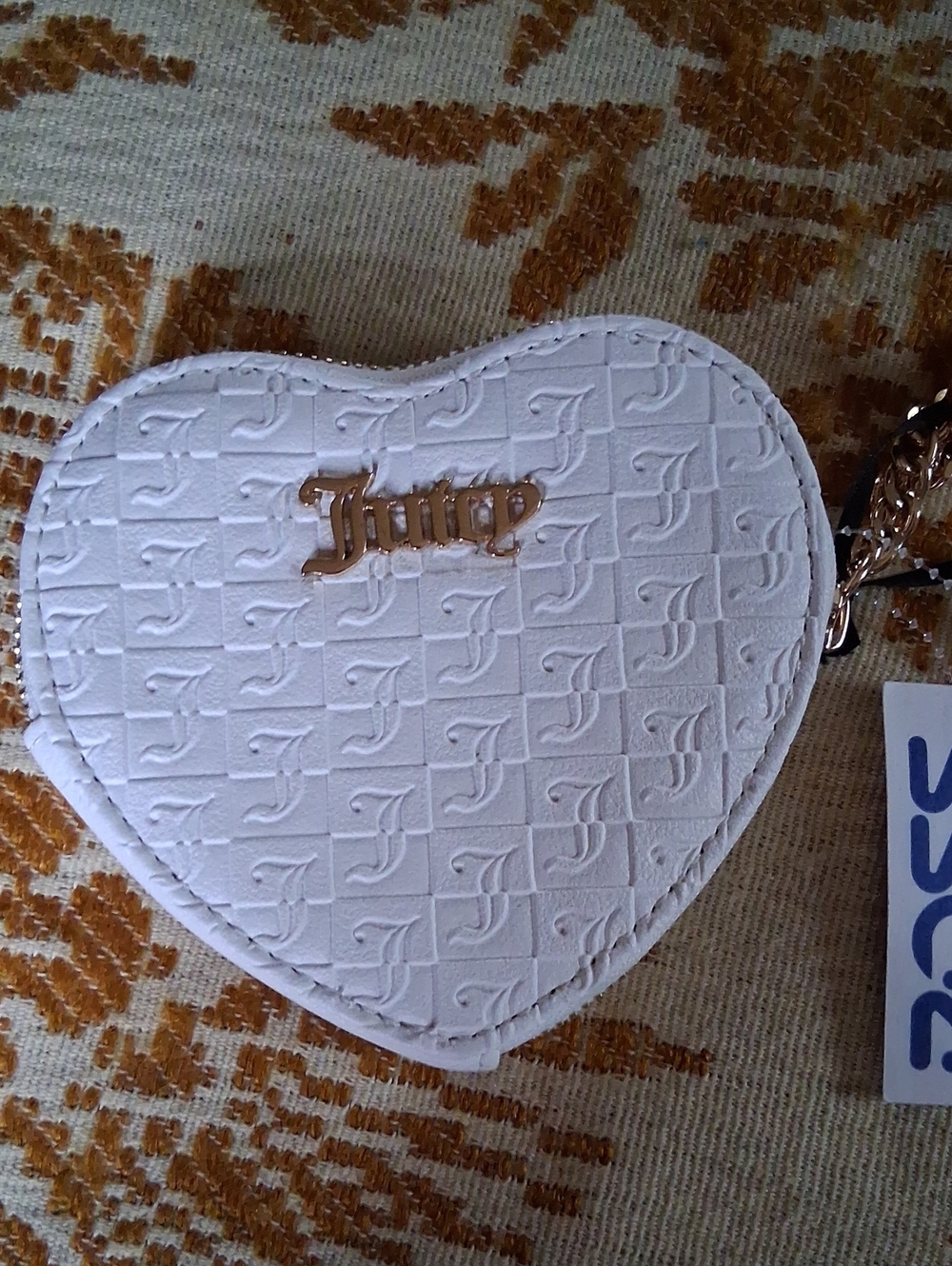 Juicy Couture White Heart Coin Pouch with Gold Logo